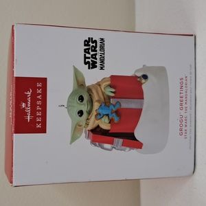 Hallmark Keepsake Starwars Mandalorian Grogu Greetings Christmas Ornament